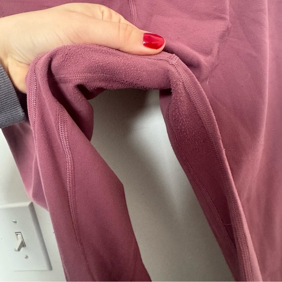 Lululemon mauve align leggings 28” 8 - Picture 7 of 8